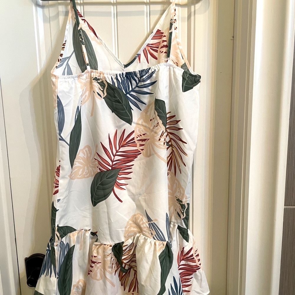 Sun dress Brand NEW! - Picture 2 of 4